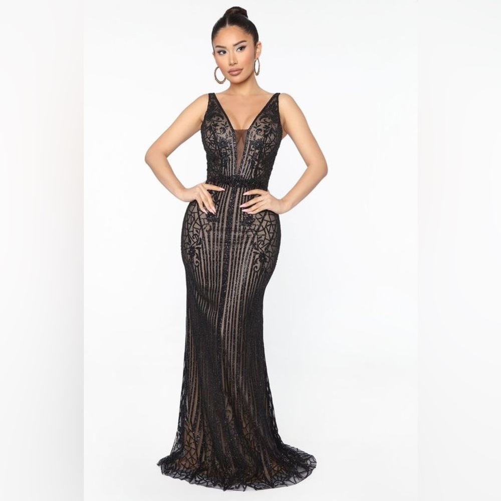Soieblu Black Beaded Lace V-Neck Maxi Dress